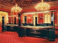 Casino Baden Baden mit einer Stretchlimousine